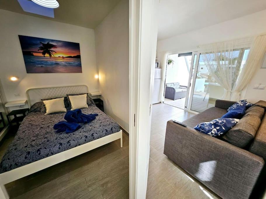 Apartamento Taisa Playa Roca Costa Teguise Exterior foto